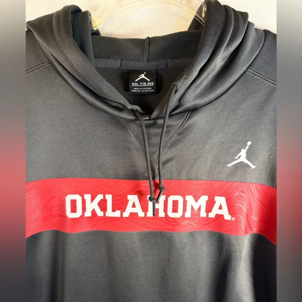 Jordan Oklahoma Sooners Therma Fit Hoodie Charcoal Gray Red Men’s XXL Pullover